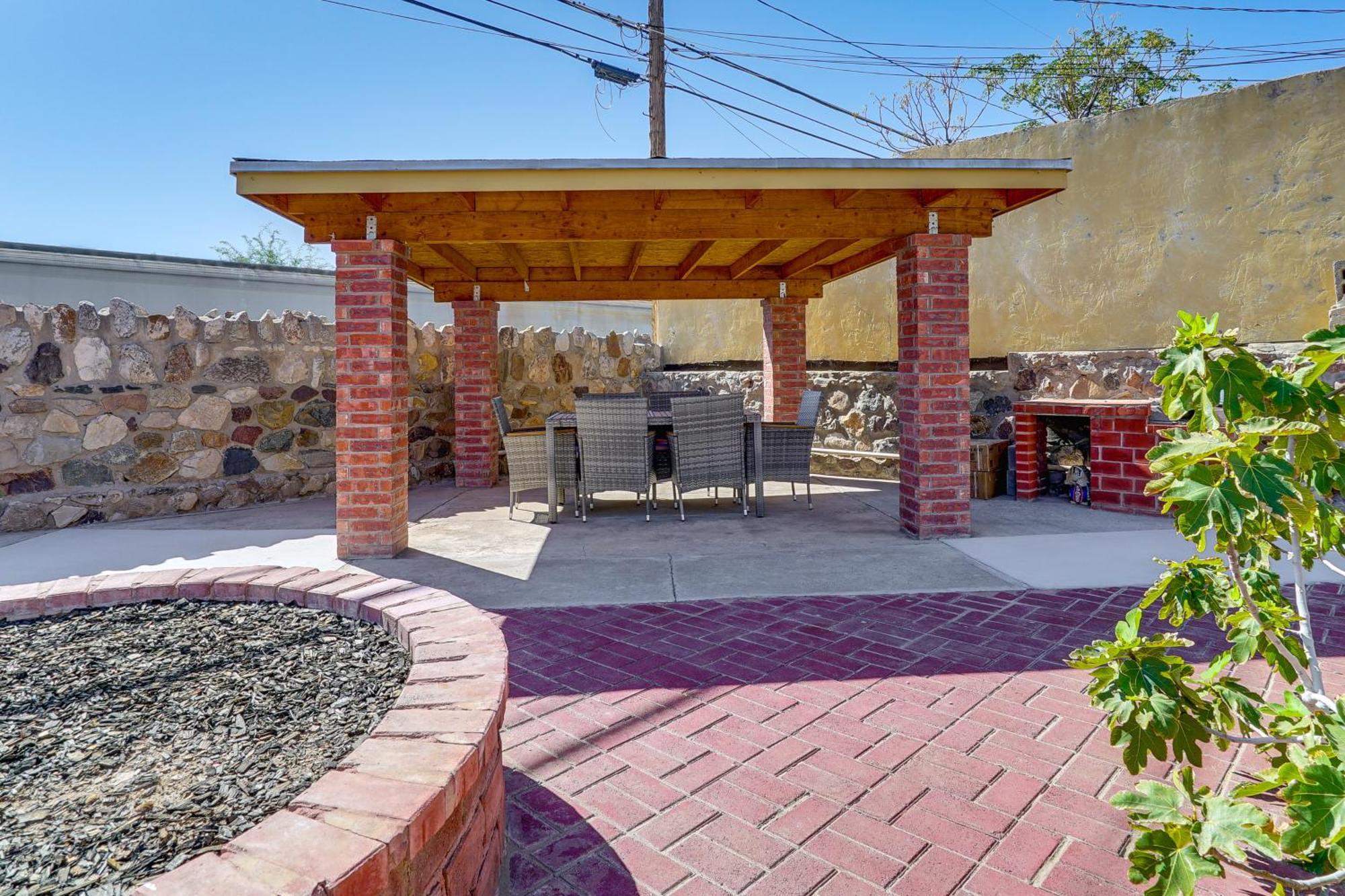 Couples Retreat With Grill Near El Paso Zoo! Apartment Exterior photo